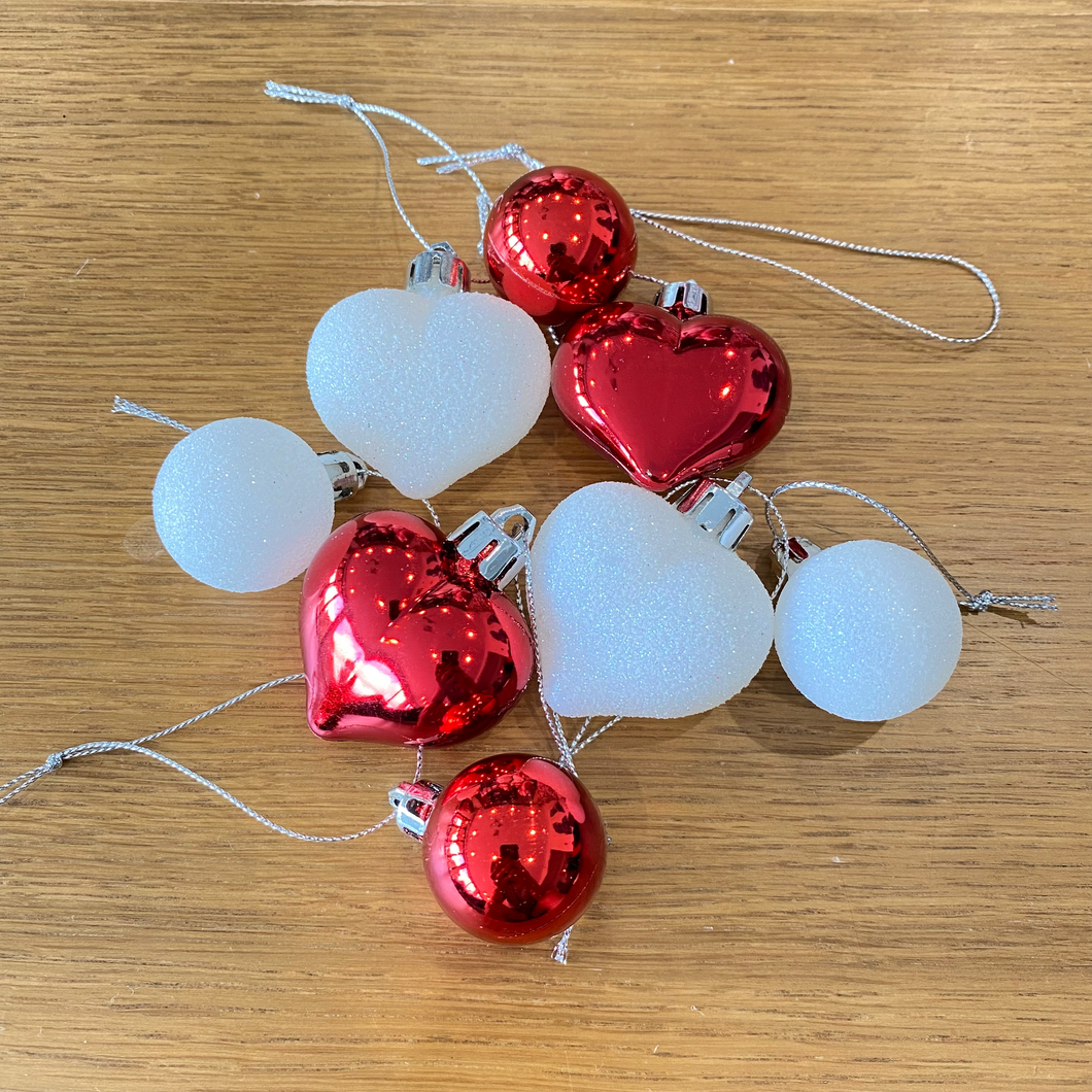 Set of 8 Mini Shatterproof hearts and baubles